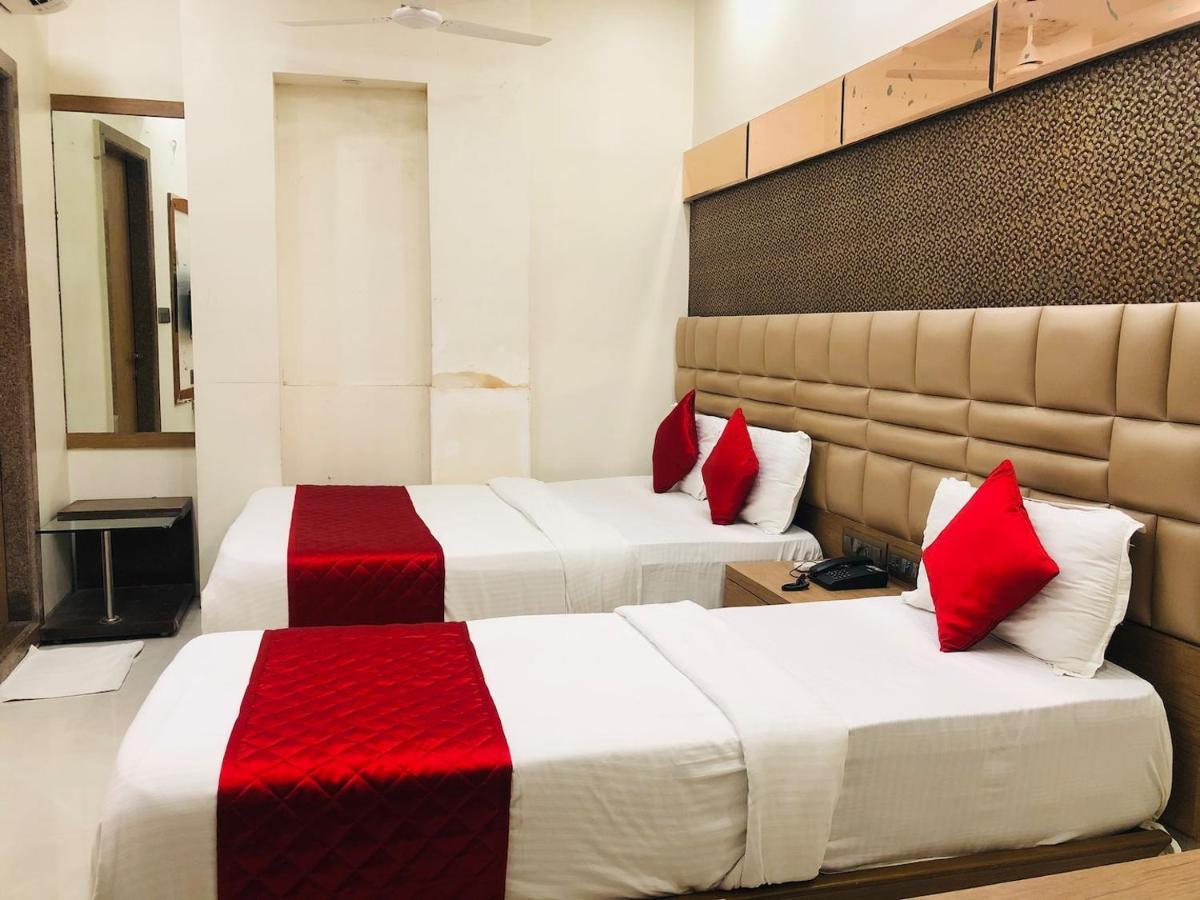 Hotel Guestinn Residency Мумбаи Экстерьер фото
