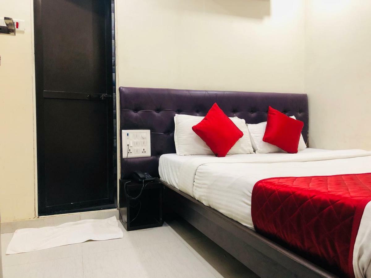 Hotel Guestinn Residency Мумбаи Экстерьер фото