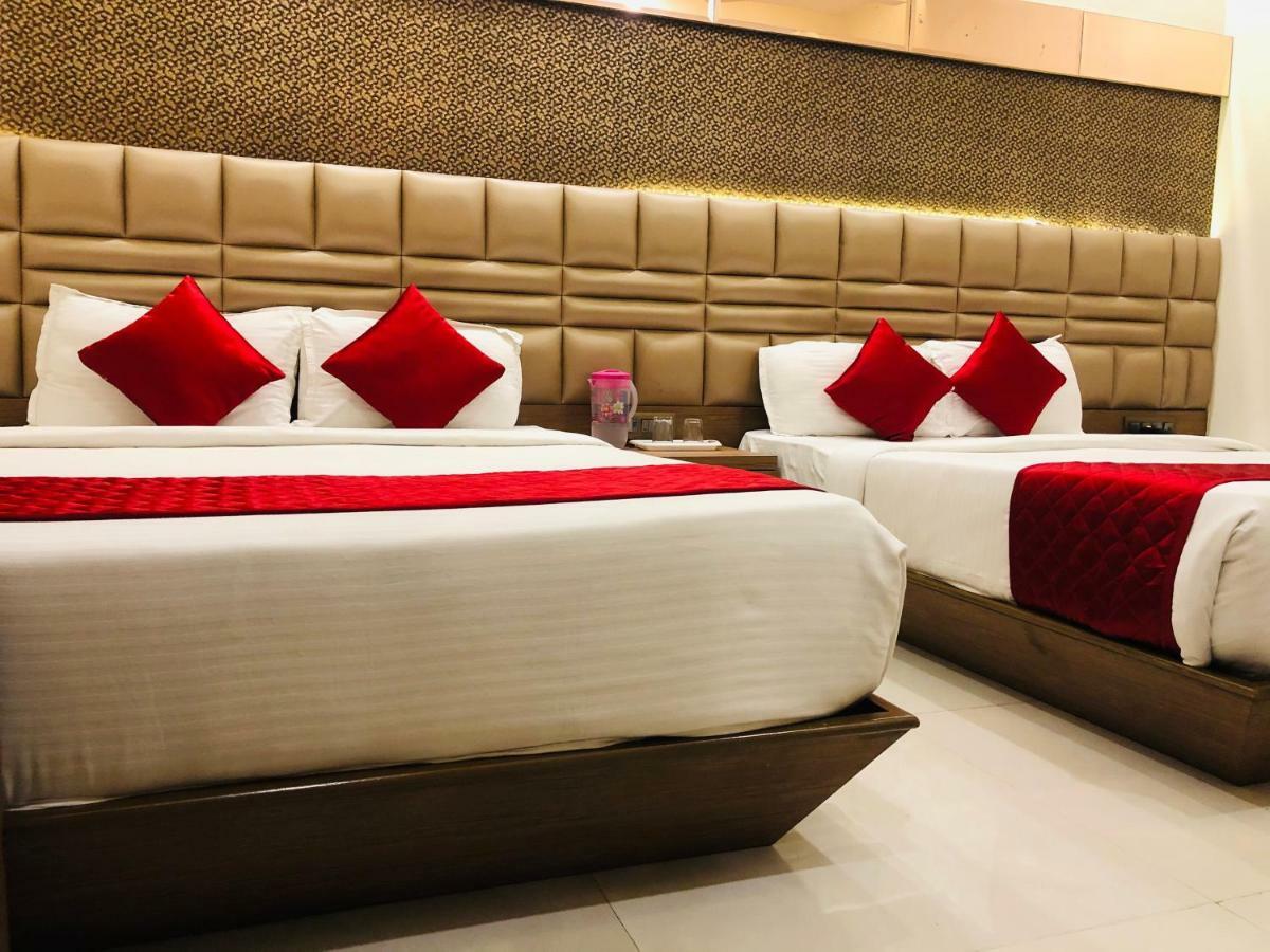 Hotel Guestinn Residency Мумбаи Экстерьер фото